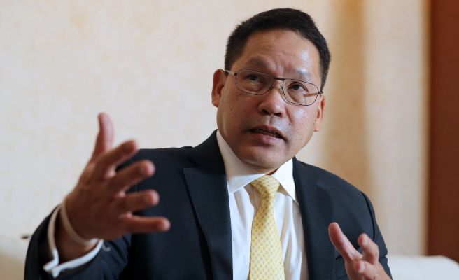 Thailand's Finance minister Uttama Savanayana